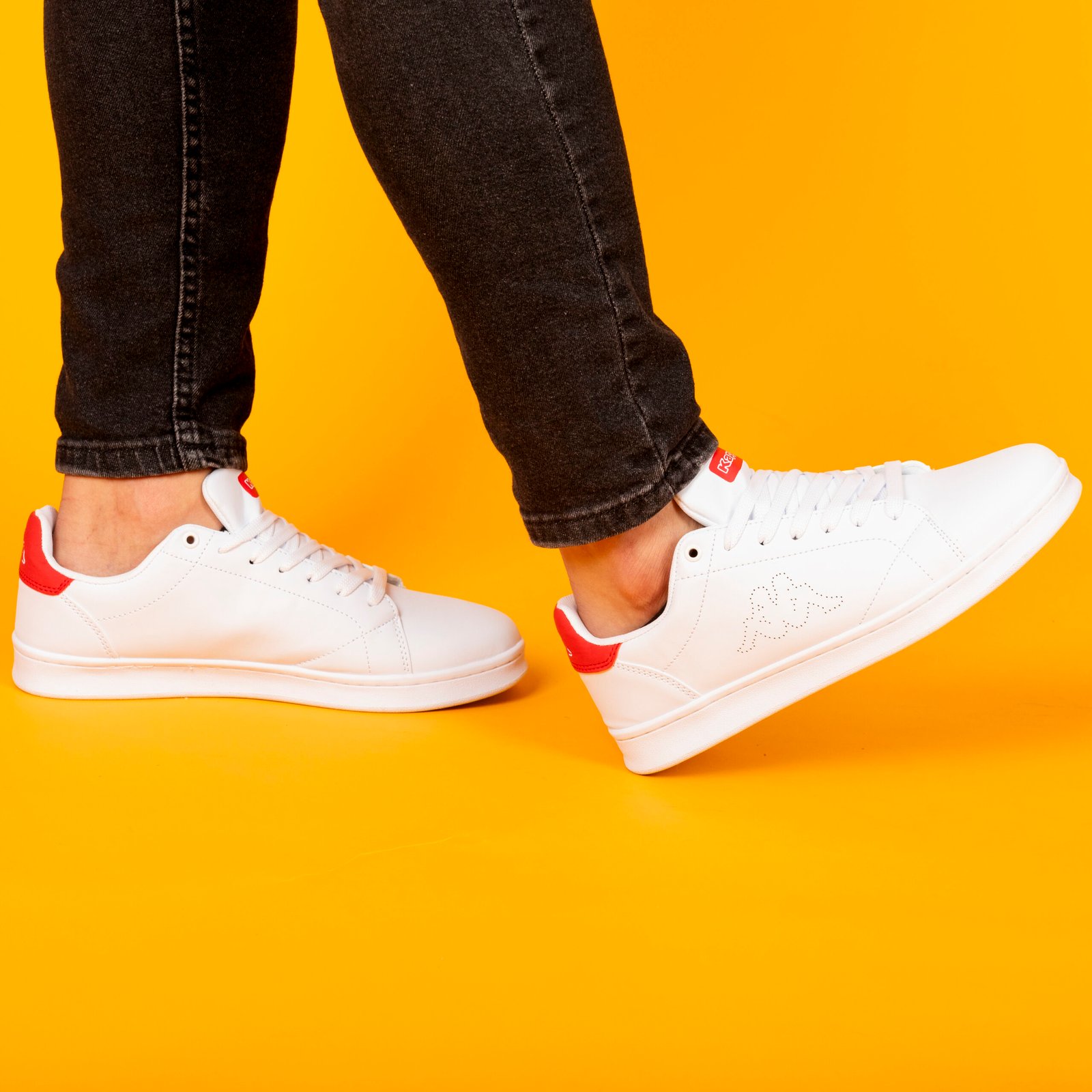 SHOES COMMERCIAL VIDEO - صورة 2